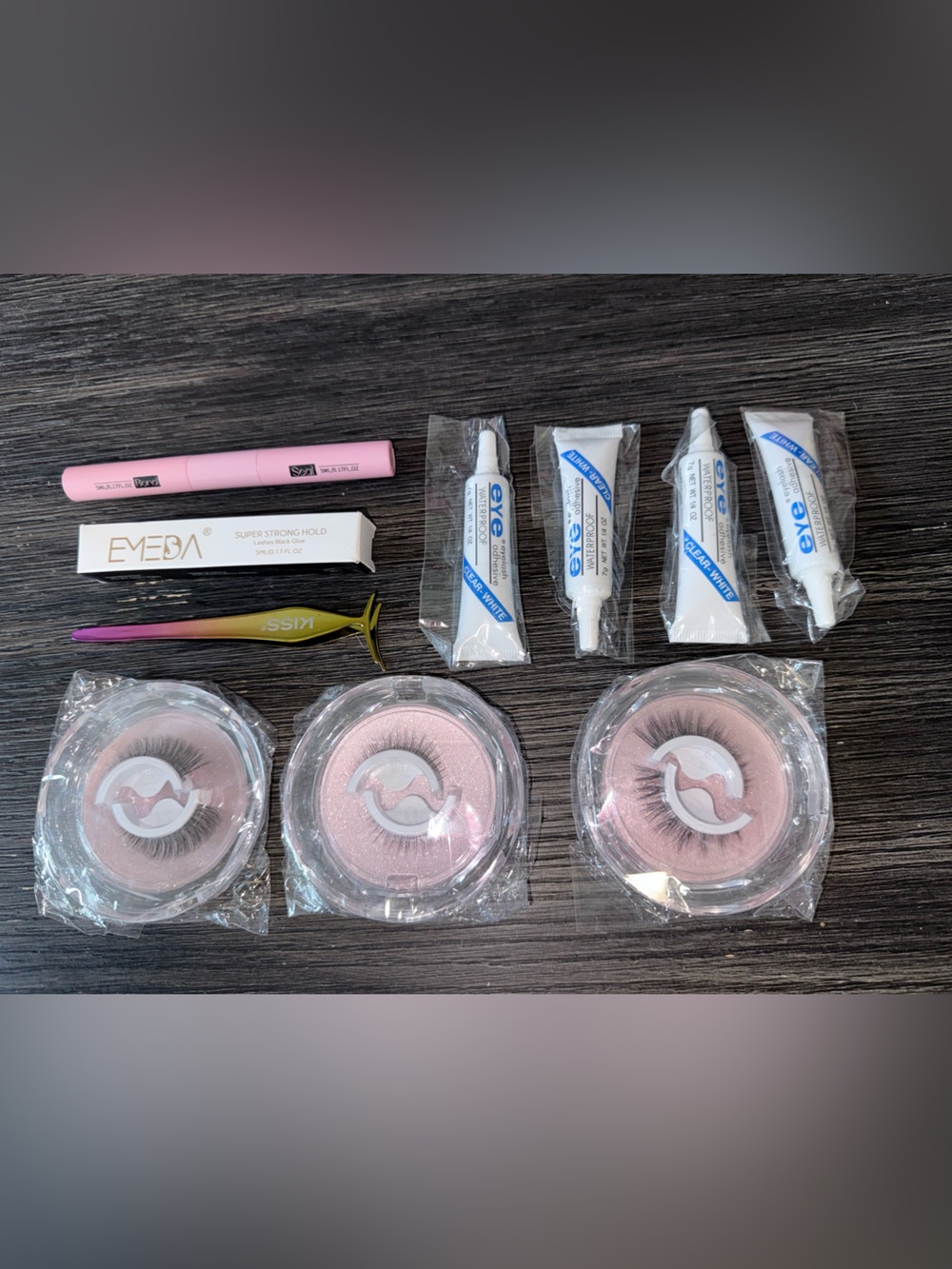👁️ New 10 piece bundle  False Eyelash Kit with Tweezers and Adhesive